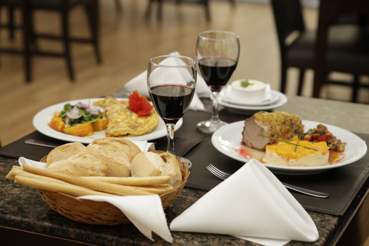 Gran Hotel Dora Córdoba Luaran gambar