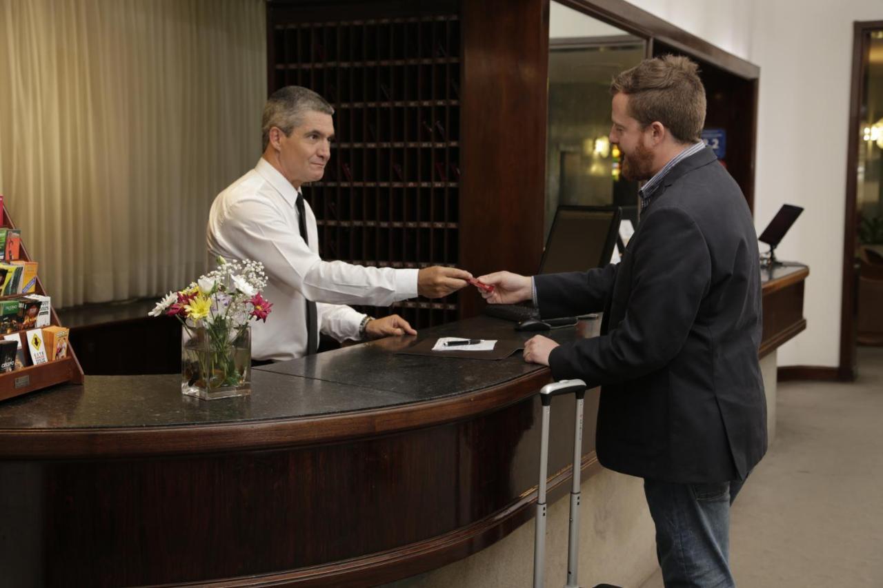 Gran Hotel Dora Córdoba Luaran gambar